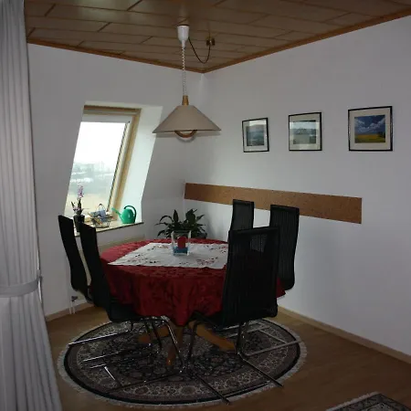 Meerblick 424 Im Haus Trafalgar *